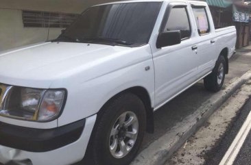 2000 Nissan Frontier for sale