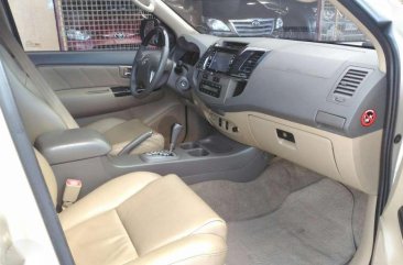 Toyota Fortuner G 2013 FOR SALE