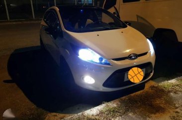 Ford Fiesta SE like new for sale