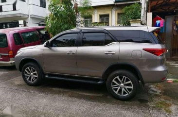 2016 TOYOTA Fortuner V FOR SALE