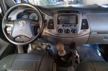 Well-kept Innova toyota MT for sale