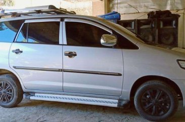 Well-kept Innova toyota MT for sale