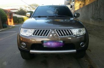 2010 Montero GLX manual for sale