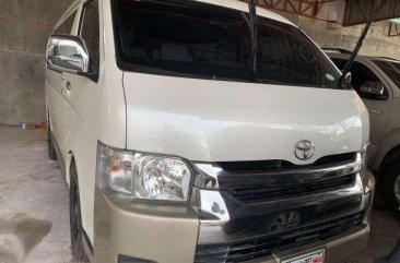 TOYOTA 2017 Hiace GL Grandia 3.0 Automatic Pearl White