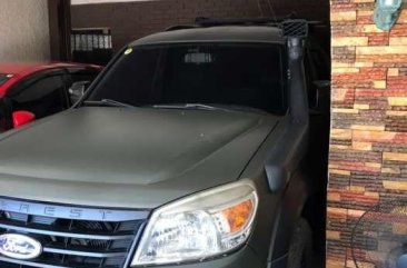 Well-kept Ford Everest Automatic for sale