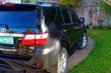 2011 TOYOTA Fortuner 4x2 Gasoline FOR SALE