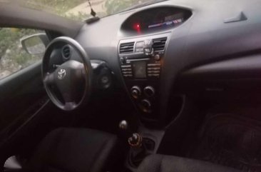 TOYOTA VIOS E MANUAL FOR SALE