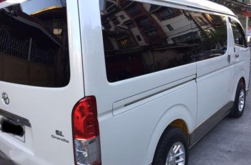 Toyota Hiace GL Grandia AT 2015 for sale