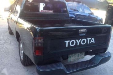 Toyota Hilux 2000 SR5 for sale