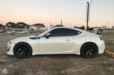 Toyota 86 2013 Pearl White for sale