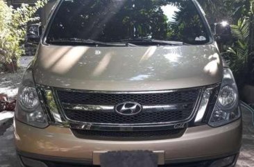 2010 HYUNDAI Grand Starex Gold for sale 