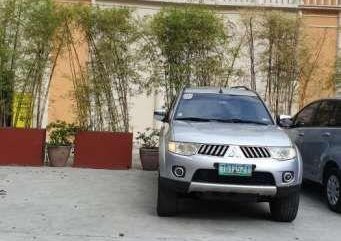 For sale 2011 Mitsubishi Montero sports