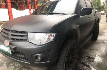 Mitsubishi Strada 2012 for sale