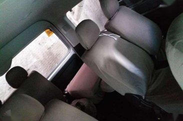 Toyota Hiace GL Grandia 3.0L Dsl MT FOR SALE