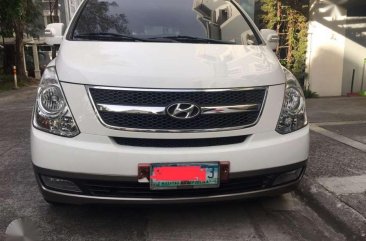 Hyundai Starex 2010 Model slightly use