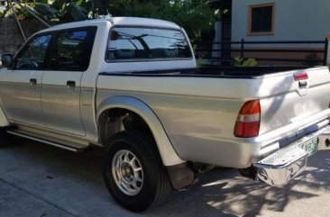 Mitsubishi Strada 4x4 manual FOR SALE