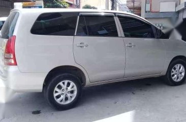 Toyota Innova 2012 E-series GASOLINE Automatic 