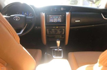 2016 Toyota Fortuner 4x2 G AT Fresh interior