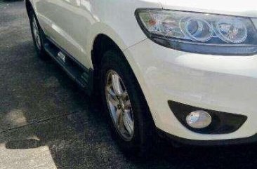 FOR SALE Hyundai Santa Fe year 2011. 