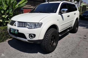 FOR SALE Mitsubishi Montero 2010