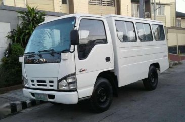 2012 Isuzu Nhr for sale