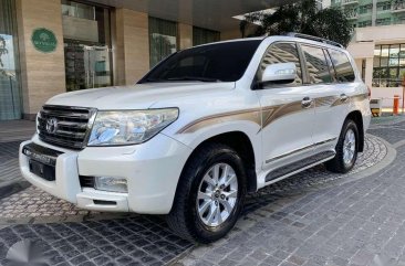 2010 Toyota Land Cruiser GXR diesel dubai automatic