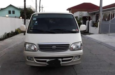 2004 Toyota Hiace Super Grandia 5L Local version