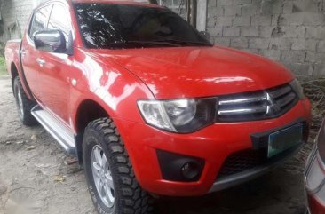 Mitsubishi Strada v mdl 2013 FOR SALE