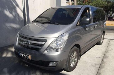 2016 Hyundai Grand Starex SS 2.5 CRDi VGT Swivel Seats