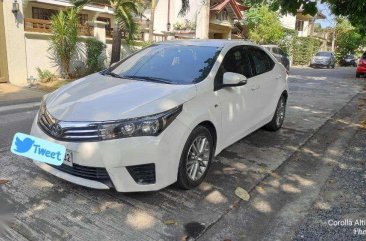 Toyota Corolla Altis E 1.6 Manual Dual VVTi 2015