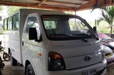 2016 model Hyundai H100 shuttle van FOR SALE