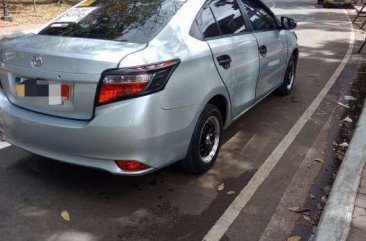 SELLING TOYOTA Vios j 2015