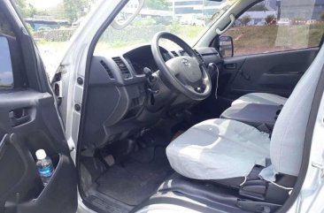 2014 Toyota Hiace Commuter 25L Batmancars