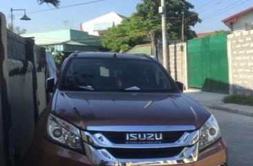 ISUZU Mux diesel automatic 2016 model