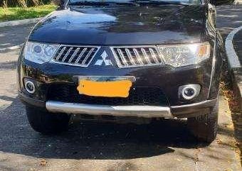 2013 Mitsubishi Montero 4x2 matic FOR SALE