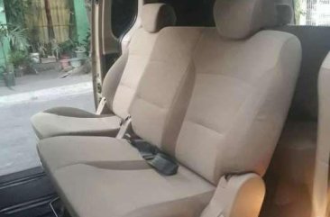 2010 Hyundai Starex gl 2.5 FOR SALE