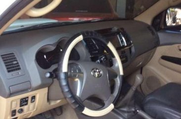 TOYOTA Fortuner g vnt manual diesel 2013