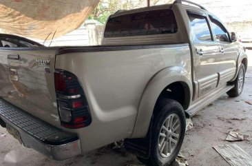 2014 Toyota Hilux 2.5 G 4x2 Diesel Manual Metallic Gold Color