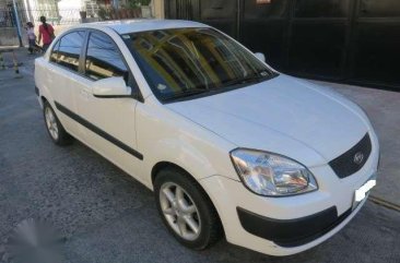 2011 KIA RIO - all power . AT . super fresh in and out 