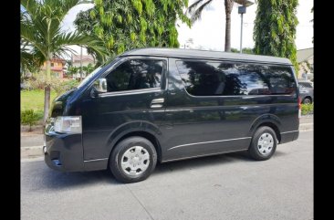 2014 Toyota Hiace Grandia GL AT for sale