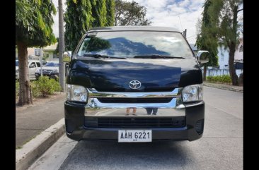 2014 Toyota Hiace Grandia GL AT for sale