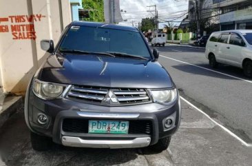 2010 MITSUBISHI Strada pick-up diesel manual campershell