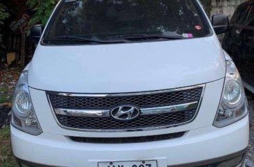 SELLING 2014 HYUNDAI Grand Starex Go