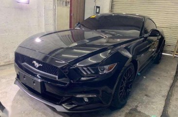 2016 Ford Mustang V8 5.0L - top of the line
