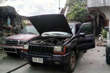 1999 Jeep Grand Cherokee Limited with 5.2 Liter Magnum Engine