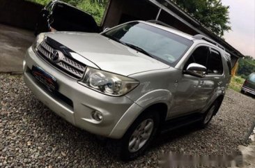 Toyota Fortuner 2010 G AT for sale