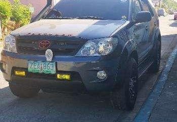 SELLING Toyota Fortuner 2006 diesel