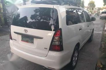 Selling our 2013 Toyota Innova 2.5 E look Diesel