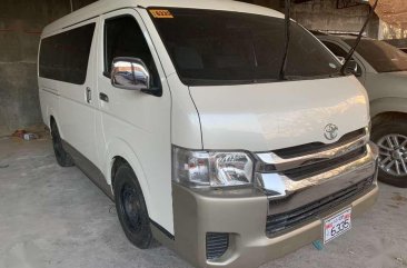 2017 Toyota Hiace GL Grandia 3.0L Automatic Pearl White