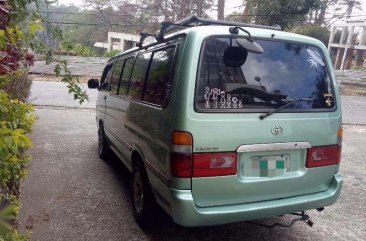 2000  Toyota Hiace commuter van. Diesel manual. FOR SALE